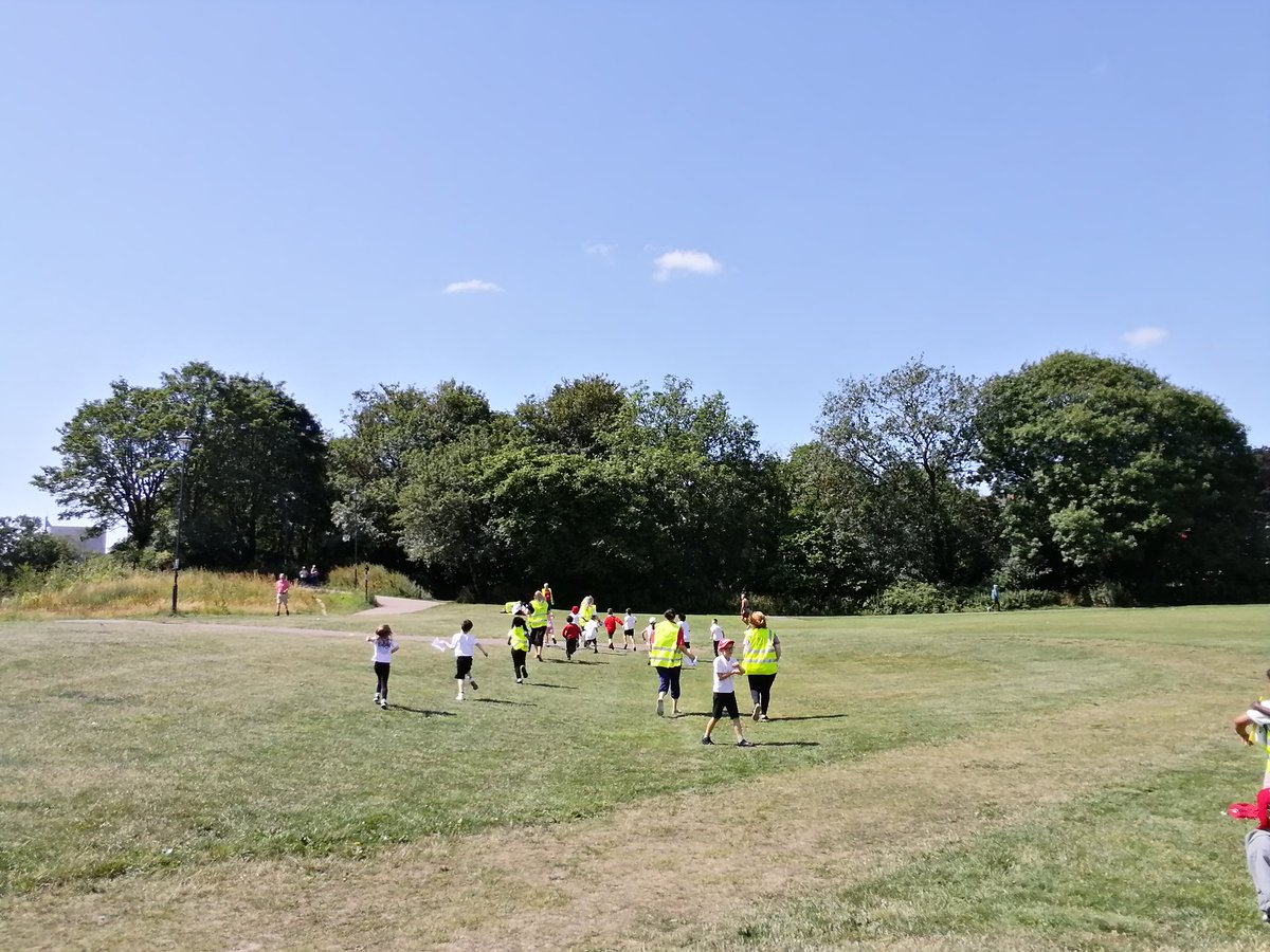 Class3_stmarys's tweet photo. A super morning completing our Geography fieldwork. We identified some human and physical features, compled a survey on passing traffic and identified features on a local map. Thank you @class4stmarys and @class10stmarys for an enjoyable morning. #nationalfieldworkfortnight https://t.co/e690pCDEIH