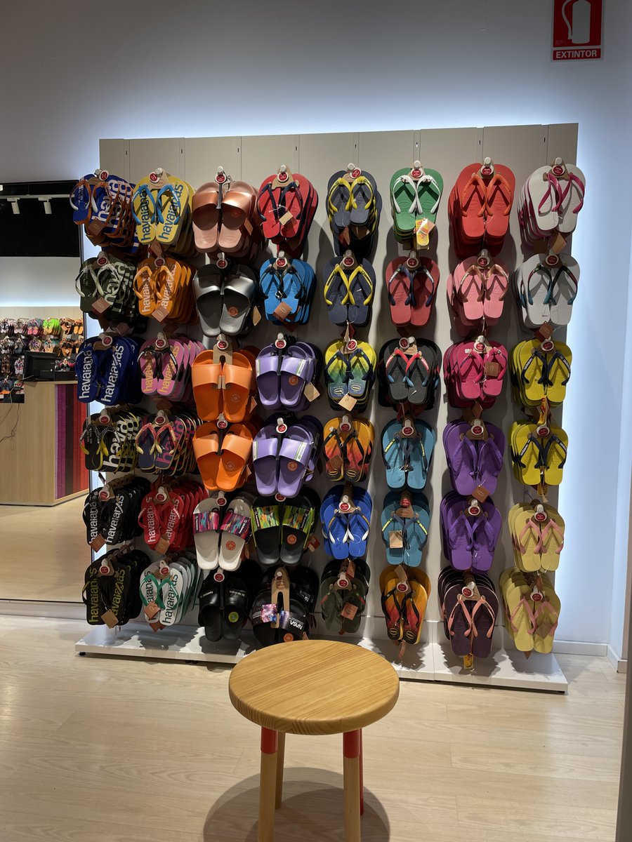 Madrid_Style's tweet photo. 🩴¡Descubre la pop up de @HavaianasEurope en Las Rozas #TheStyleOutlets!

Ven y elige tu color favorito con descuento🏖️ https://t.co/BQQLdbMtFN