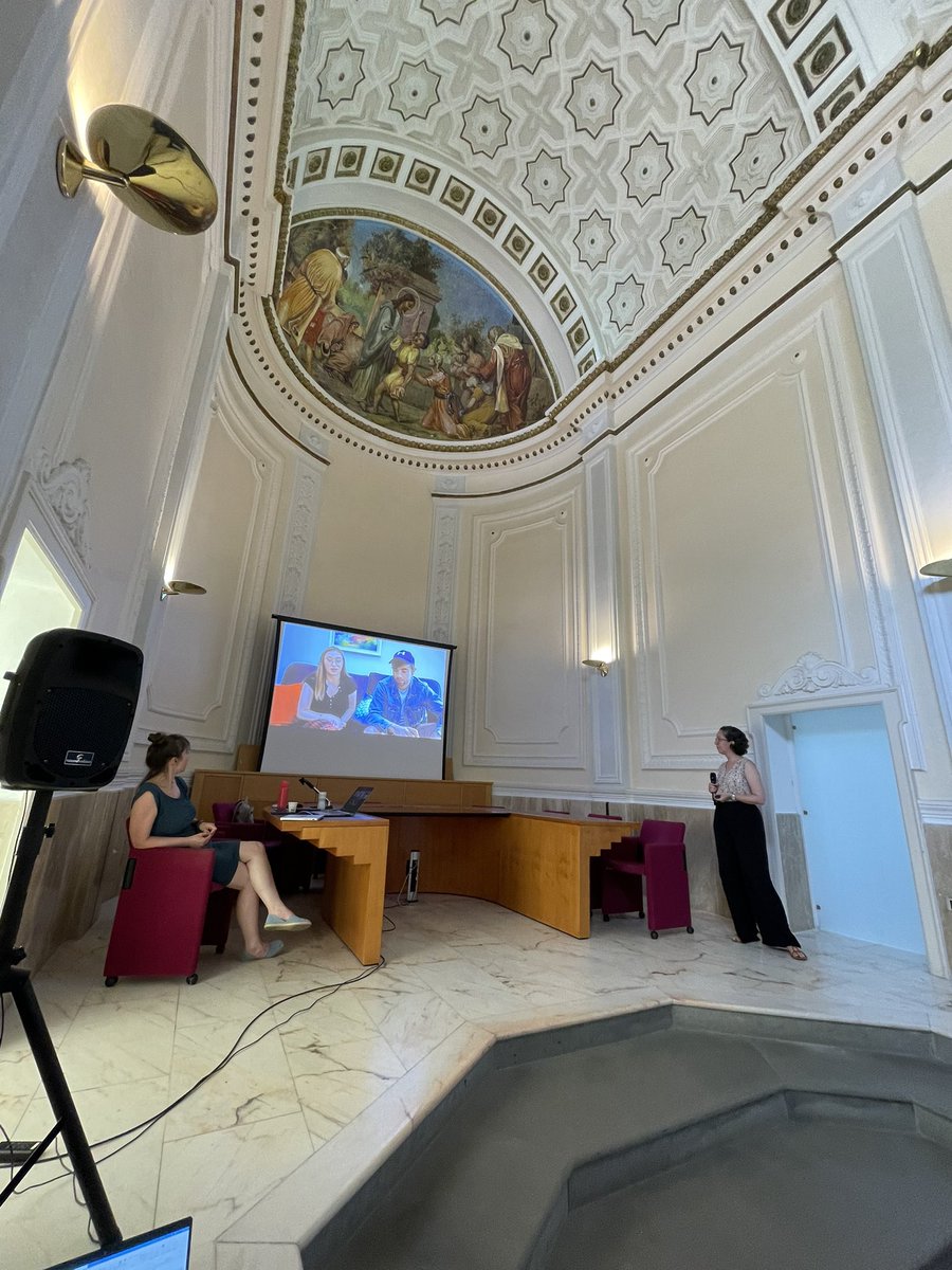 Insightful and entertaining study by @askebos and <a href="/jelena3121/">Jelena Brankovic</a> on how evaluation criteria get challenged on social media at the intersection of the genres of University rankings and YouTube reaction videos. #EGOS2023 #SWG05