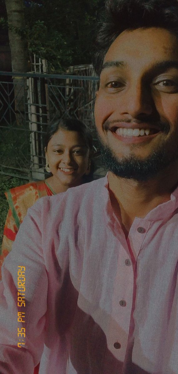 CreationHub4's tweet photo. @SonuSood @flyspicejet My sister is suffering from kidney failure. Please sir forward your helping hands to save my sister's life. Please sit. We beg your concern. Please @SonuSoodSena @SonuSood please do help. Please. https://t.co/jdrJ3P5Ewb