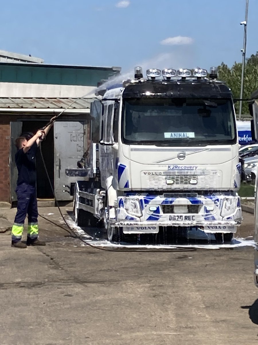 K2Recovery's tweet photo. Bath time after a good week of grafting #K2Recovery #SparklingClean https://t.co/7rqf29vCQg