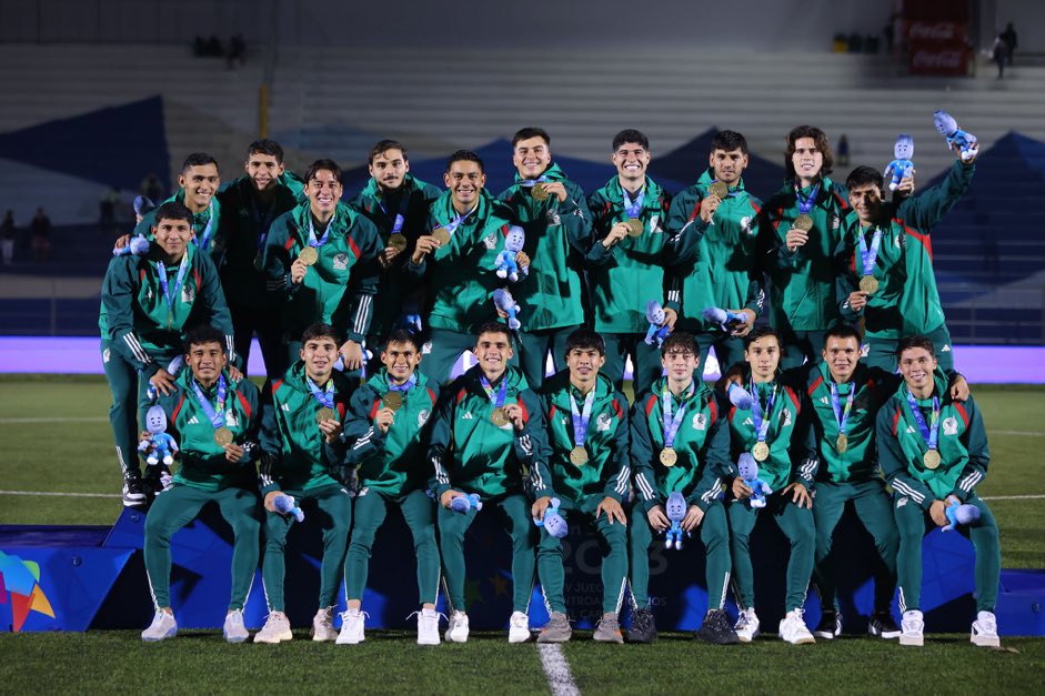 Mexico’s U-23 men’s soccer team won then gold medal at the Central America - Caribbean Games. https://t.co/WvLuKVZP9t