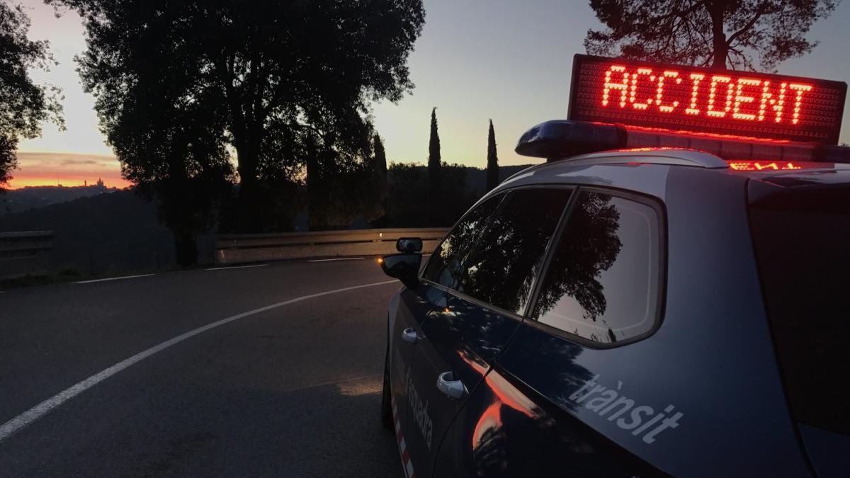 miqueljarque's tweet photo. L’any passat, un 40% dels conductors implicats en un accident de trànsit anava begut o drogat https://t.co/HEwbeyP6Zc https://t.co/O4lNasW5bn