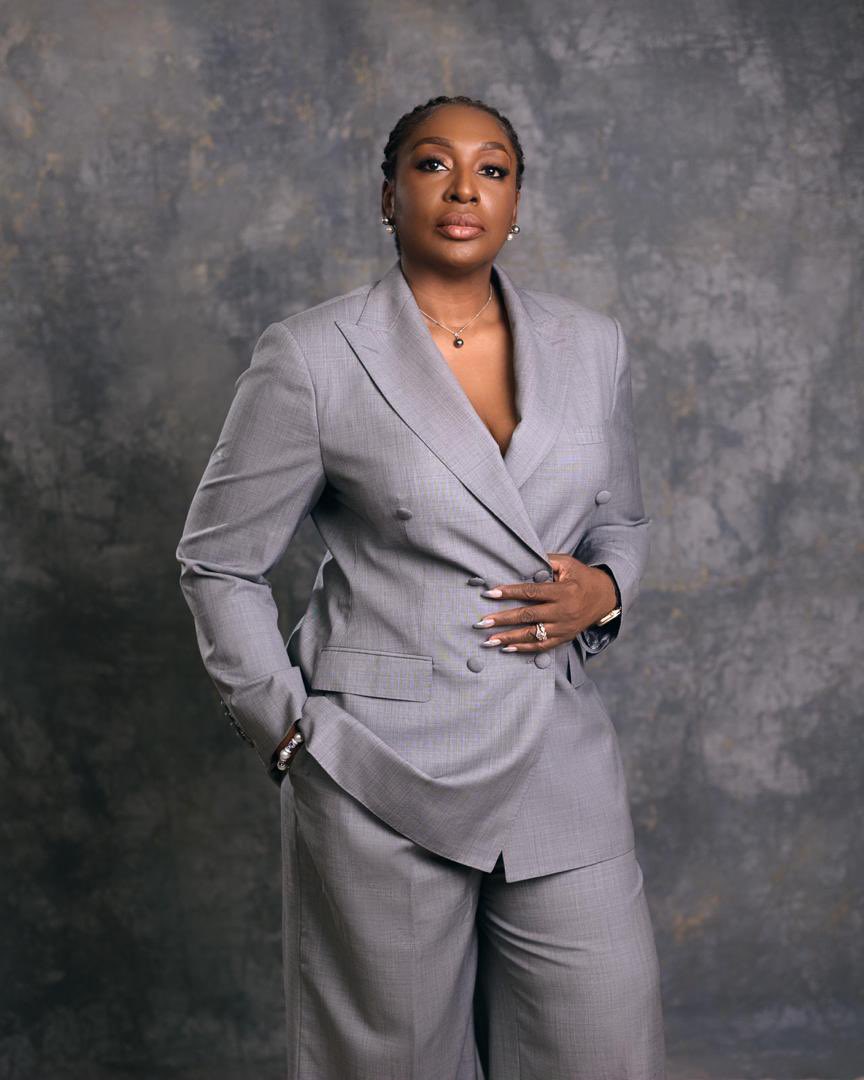 OfficialEgoBoyo's tweet image. I&apos;m shaping the vision, striking a delicate balance between the realities of production and the promises inked on the pages of a script.

#FromPaperToScreen 
#comingToyousoon
#TheArtOfStorytelling 
#KeepingUpWithEgoBoyo