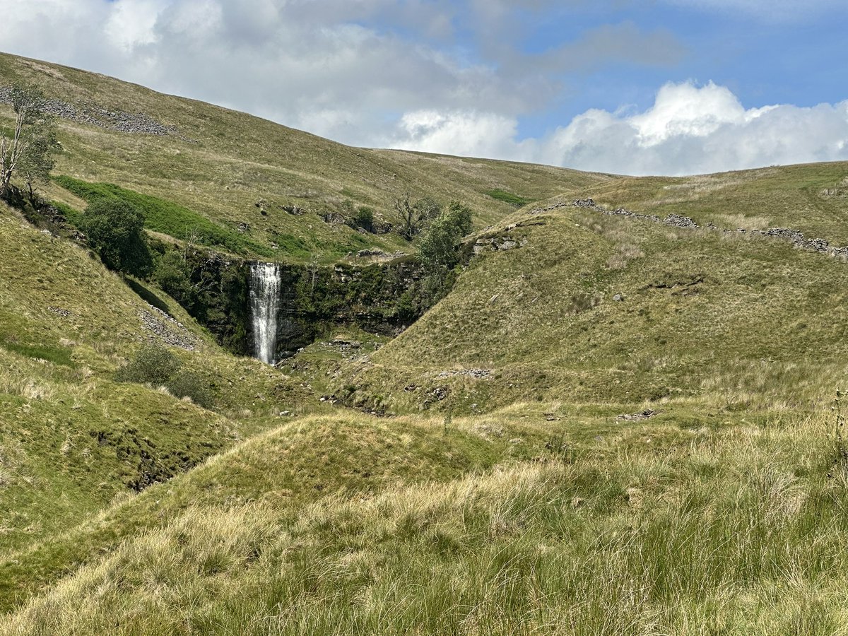 Weightmans    Yorkshire Three Peaks raising money for Clatterbridge Cancer Charity  Cancer Charity  Cancer Charity. 

If you are willing to donate to a cause dear to my heart, the JustGiving link is lnkd.in/e5NKwdBt. All donations of whatever amount gratefully received.