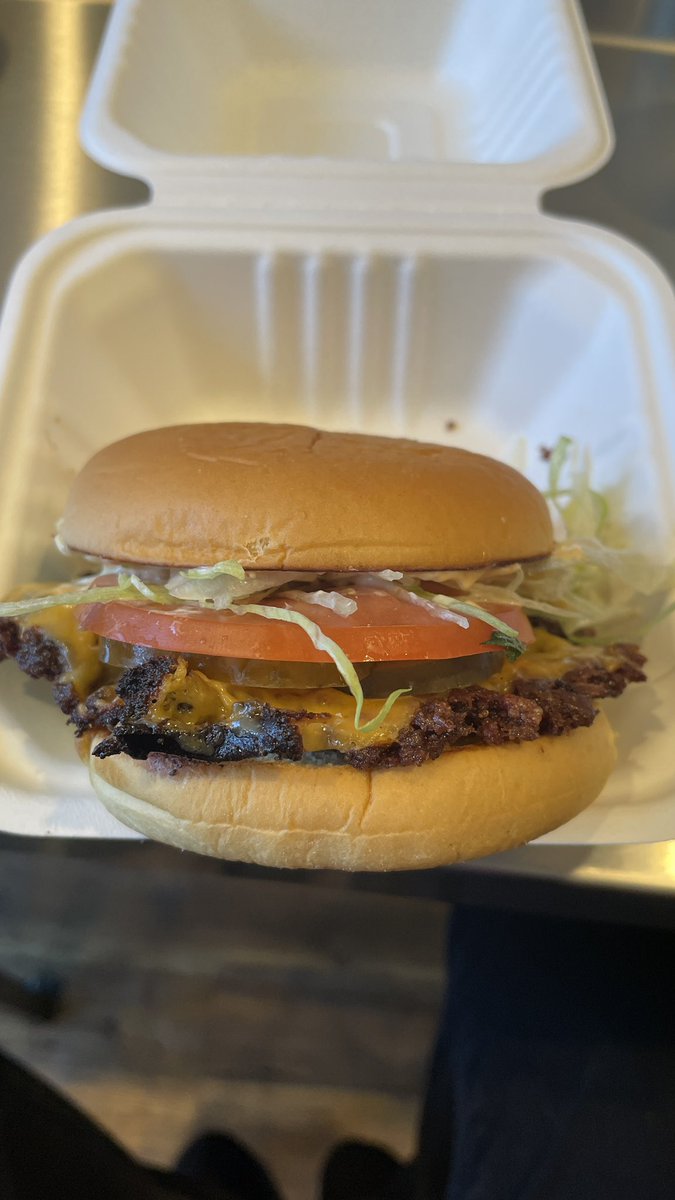 BurgerTours tweet media