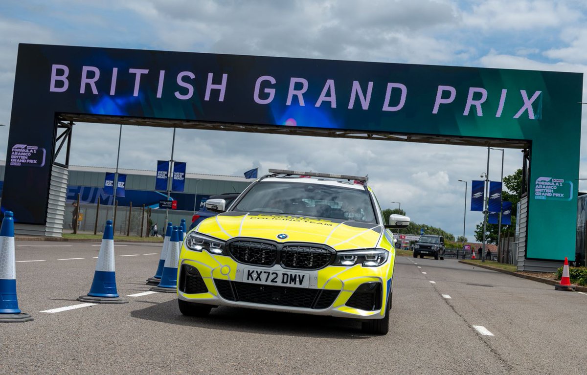 NorthantsPolice's tweet image. If you’re @SilverstoneUK for the #F1 #BritishGP &amp;amp; have an Android phone, please ensure it's updated with the latest version to avoid pocket dials. If you do accidentally dial 999, don’t hang up. Please stay on the line &amp;amp; let the operator know you don’t need assistance.