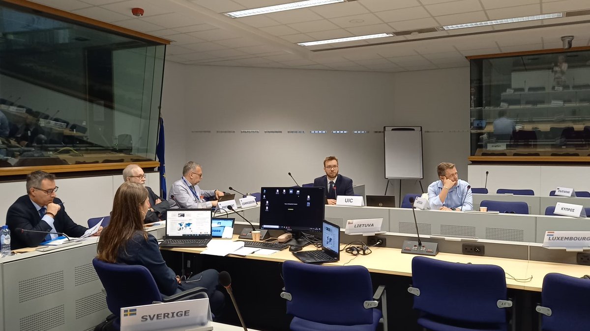 IMPRESS_RAIL_EU's tweet photo. Invited to speak about @PROACTIVE_EU at the @Transport_EU 8th Working Party on meeting Rail Security #RAILSEC 🚉🛡️, @grighav also mentioned how their results will be exploited by  @IMPRESS_RAIL_EU project to improve training 👨‍🏫 &amp; awareness📢for #CBRN threats. @uic #railsecurity https://t.co/c1QlpmkLLS