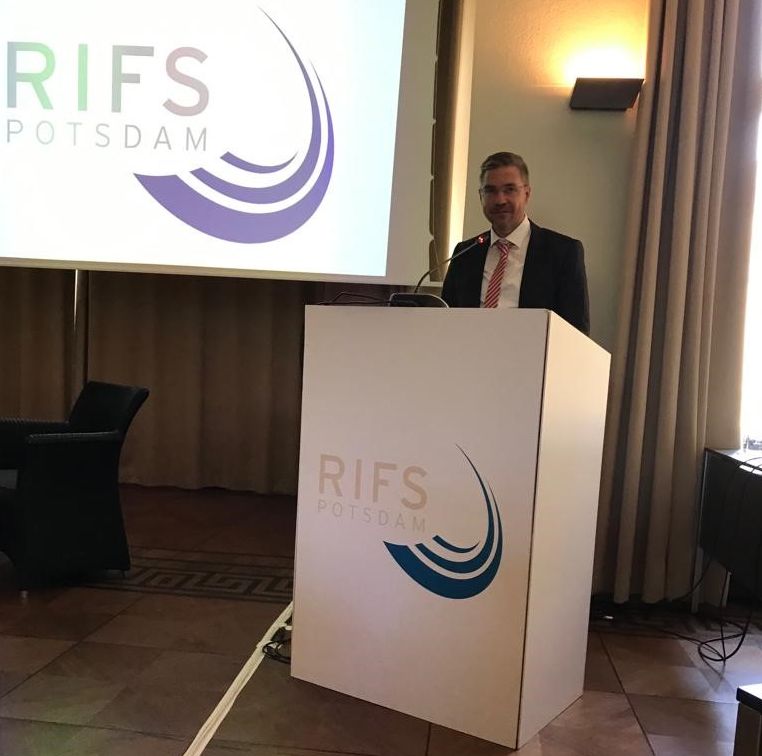 🎼OBM <a href="/Mike_Schubert/">Mike Schubert</a> begrüßte heute zur Eröffnung des nachhaltigen Musikfestivals "Face the Music" Akteur*innen aus Kultur- und Konzertbetrieb sowie aus Nachhaltigkeitsforschung und Politik. Thema des zweitägigen Festivals ist die Nachhaltigkeit in der klassischen Musik.