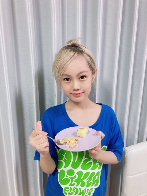 Twitterのコスプレ画像6