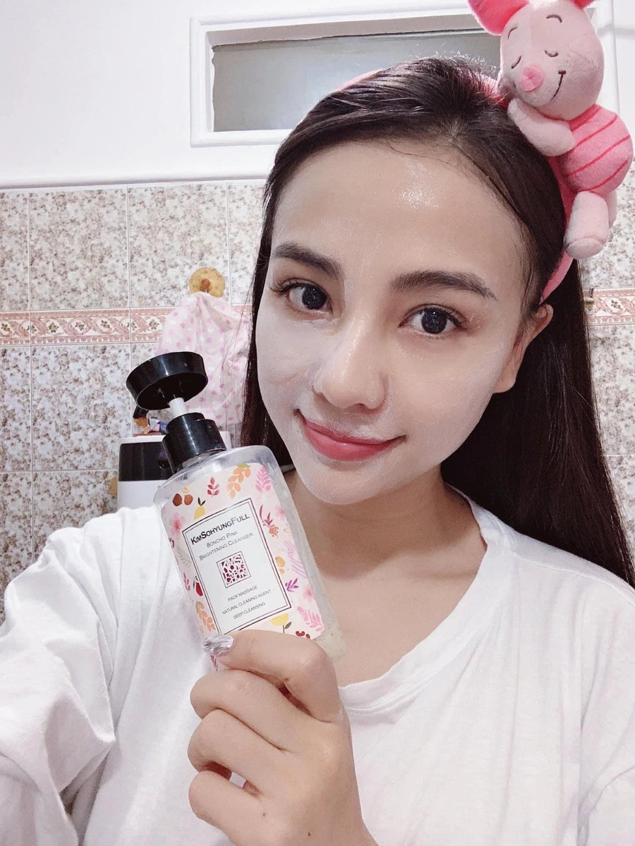 thisisbalmistry's tweet photo. 🍀 Cải thiện làn da, giúp làm sáng hơn, vùng bị thâm nám, không đều mà sẽ mờ dần thay vào đó làn da trẻ trung, rạng ngời.
#BESSOFFICIAL #skincare #beauty #skincareroutine #makeup #skin #skincareproducts #selfcare #skincaretips #antiaging #glowingskin #love https://t.co/ubqRamN3RG