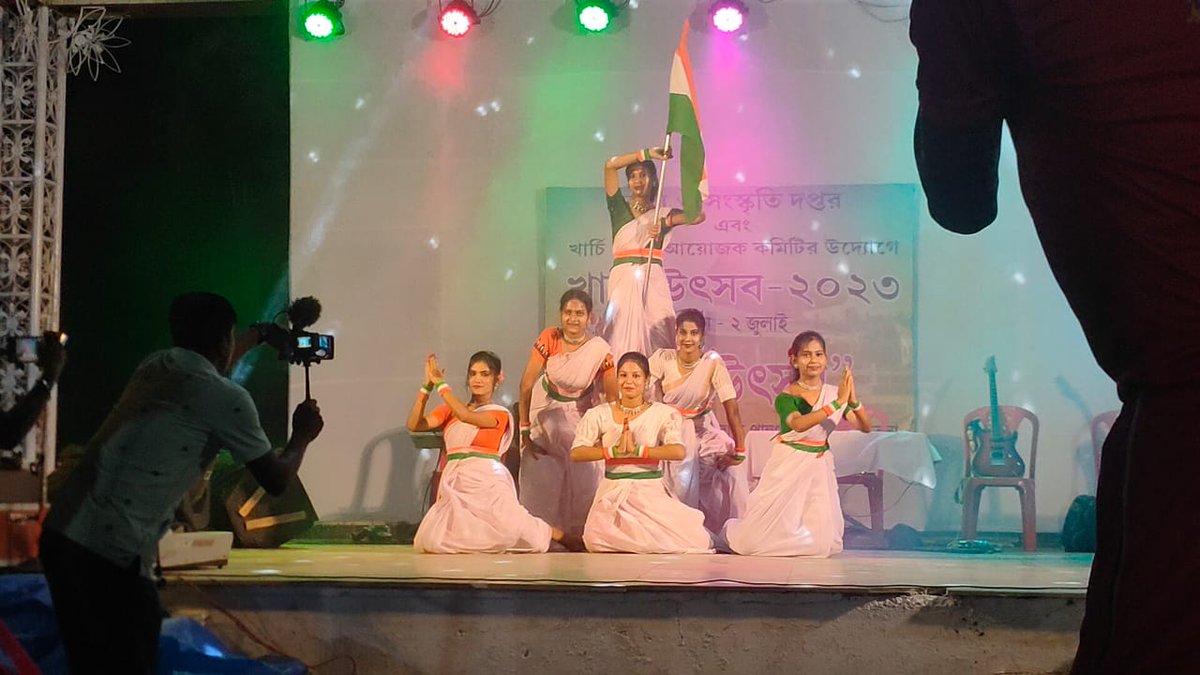 DisasterMgmtTRP's tweet image. Innovative performances of our Civil Defence and Aapda Mitra Volunteers of South Tripura District for public awareness on disaster management #Streetplays #selfdefence #culturalprog @JKSinhaIAS @tripura_cmo @ndmaindia @NDRFHQ @01NDRFGUWAHATI @southtripuradmo