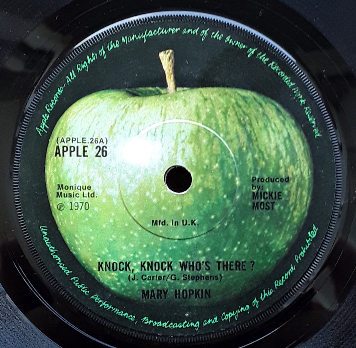 lammterra1's tweet image. Mary Hopkin - Knock, Knock Who's There (1970) Apple 26 #folkpop
#maryhopkin #vinylsingle in excellent Condition at £2
ebay.co.uk/itm/2663271087…