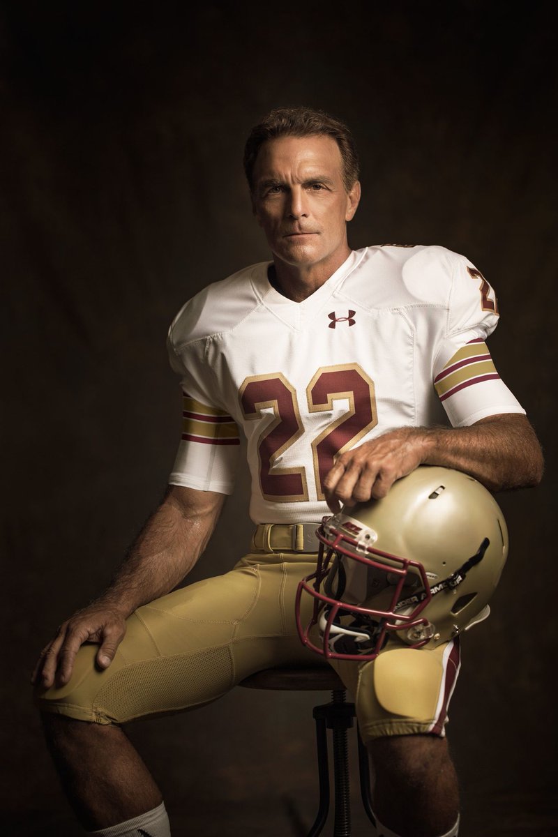 SSN_CollegeFB's tweet photo. On a scale from 1-10, how hard does this picture go https://t.co/gjQPcs1kK7