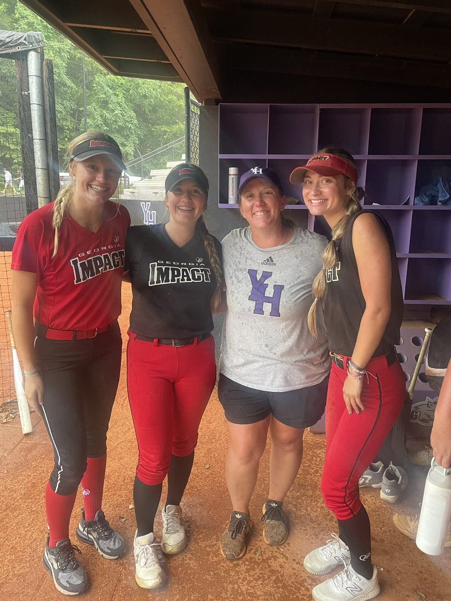 acgaimpact17's tweet photo. Had fun at the @YHC_Softball camp yesterday! Thank you @JessieHomesley for an awesome experience! https://t.co/QVZiLvMce6