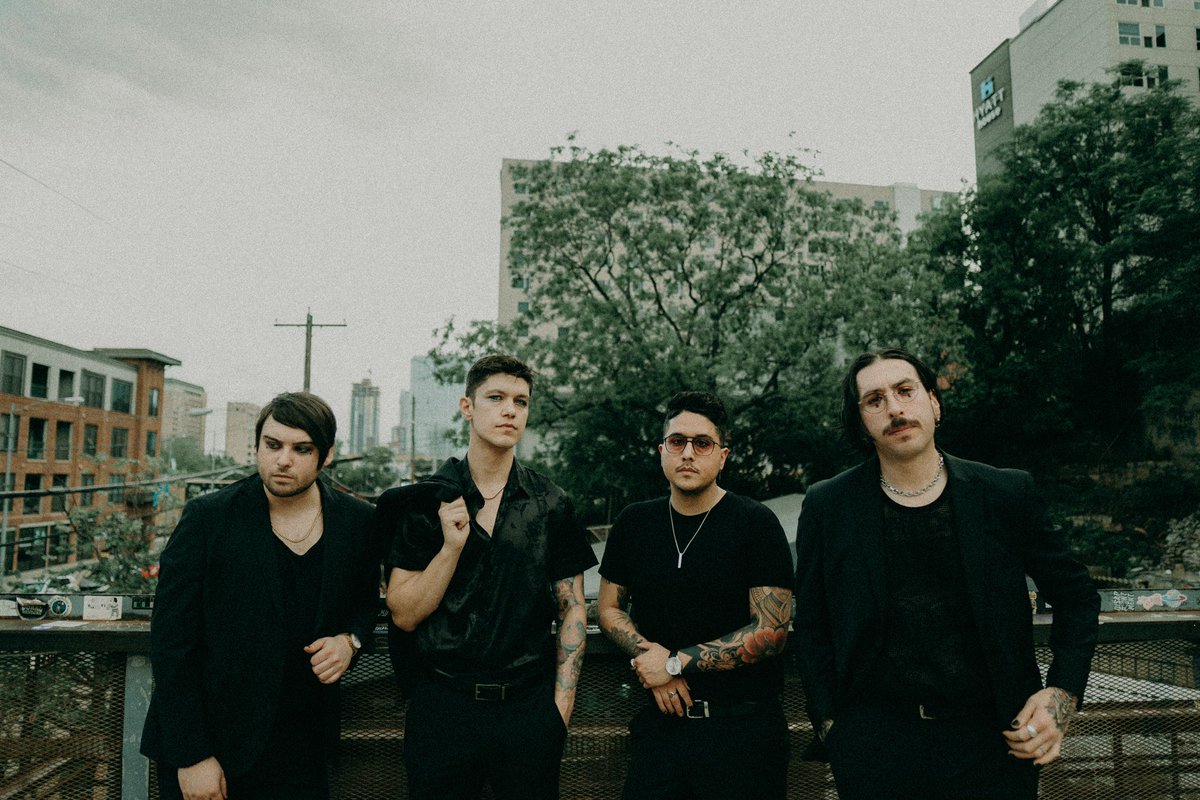 roryspencer's tweet photo. Happy to say all tickets for our US headlining tour with @SLNTPLNT and @MoxyTheBand are available now. VIP is already sold out in quite a few cities and most of these shows will sell out entirely so get them now while you can:

https://t.co/3QmBG3xbSw https://t.co/kPea6z5Bwz