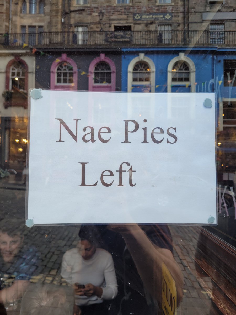 Simon John tweet media