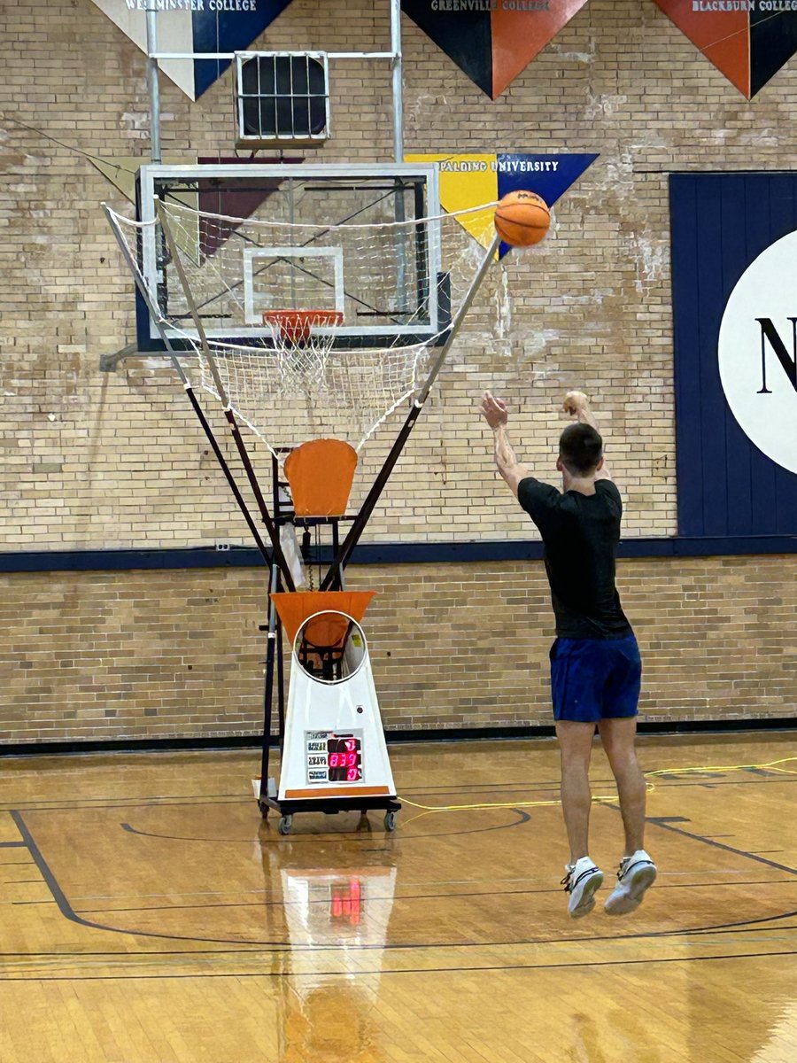 Love when one of our incoming freshmen drive an hour+ in the middle of the summer on a Friday to get 1000+ shots up in their new home!