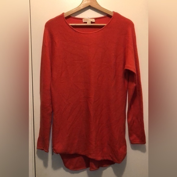 Thrifturstyle's tweet photo. So good I had to share! Check out all the items I'm loving on @Poshmarkapp #poshmark #fashion #style #shopmycloset #aldomartins #michaelmichaelkors: https://t.co/Ir0s0Paefw https://t.co/CWoFsGBKnW
