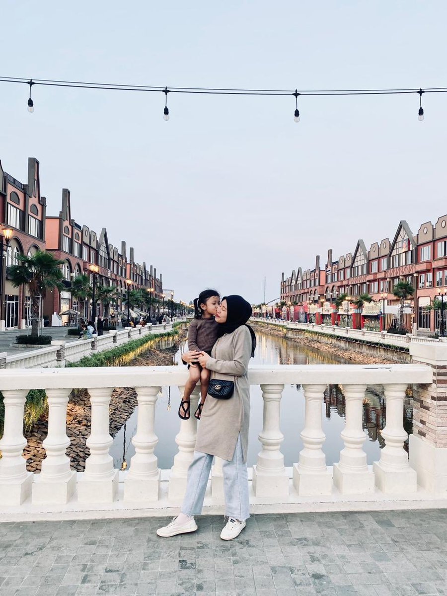 Rika Cahyaning Tyas tweet media