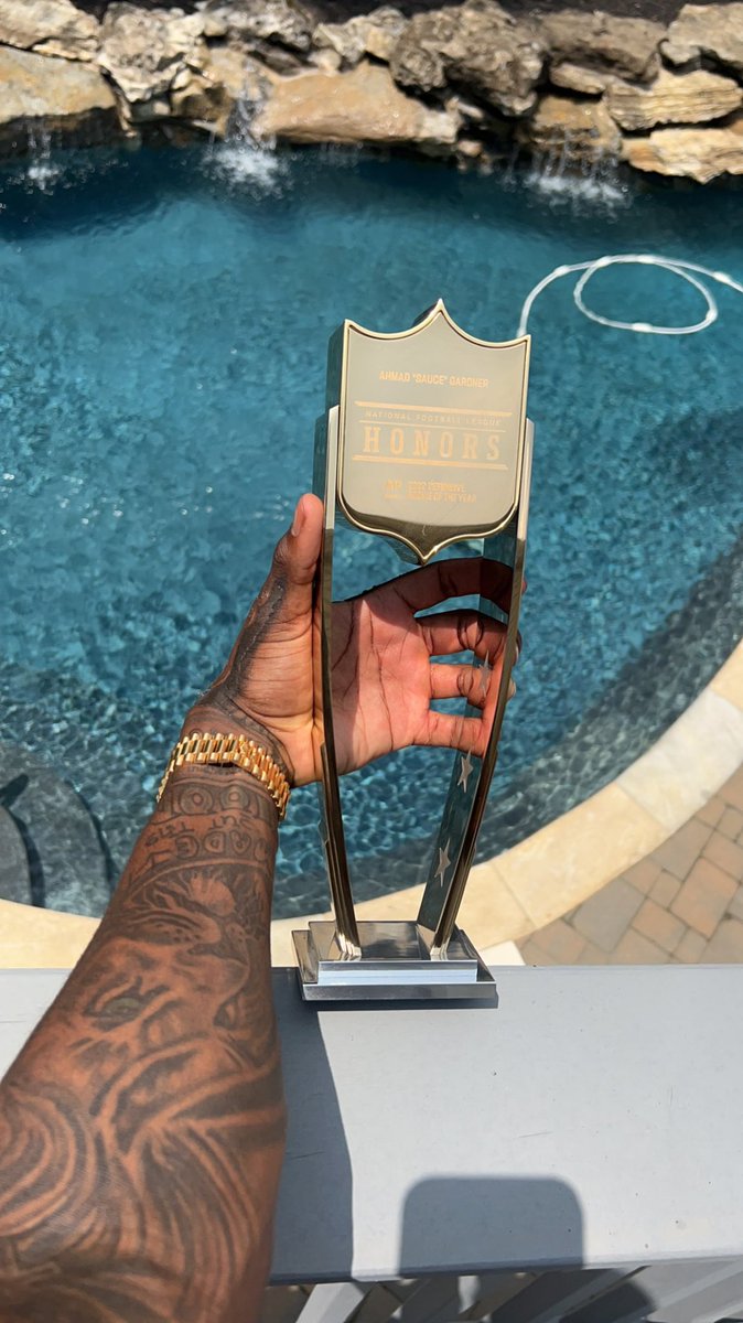 iamSauceGardner's tweet photo. My baby finally here… Better late than never🤣🤣🤣 https://t.co/gIURgwZdsN