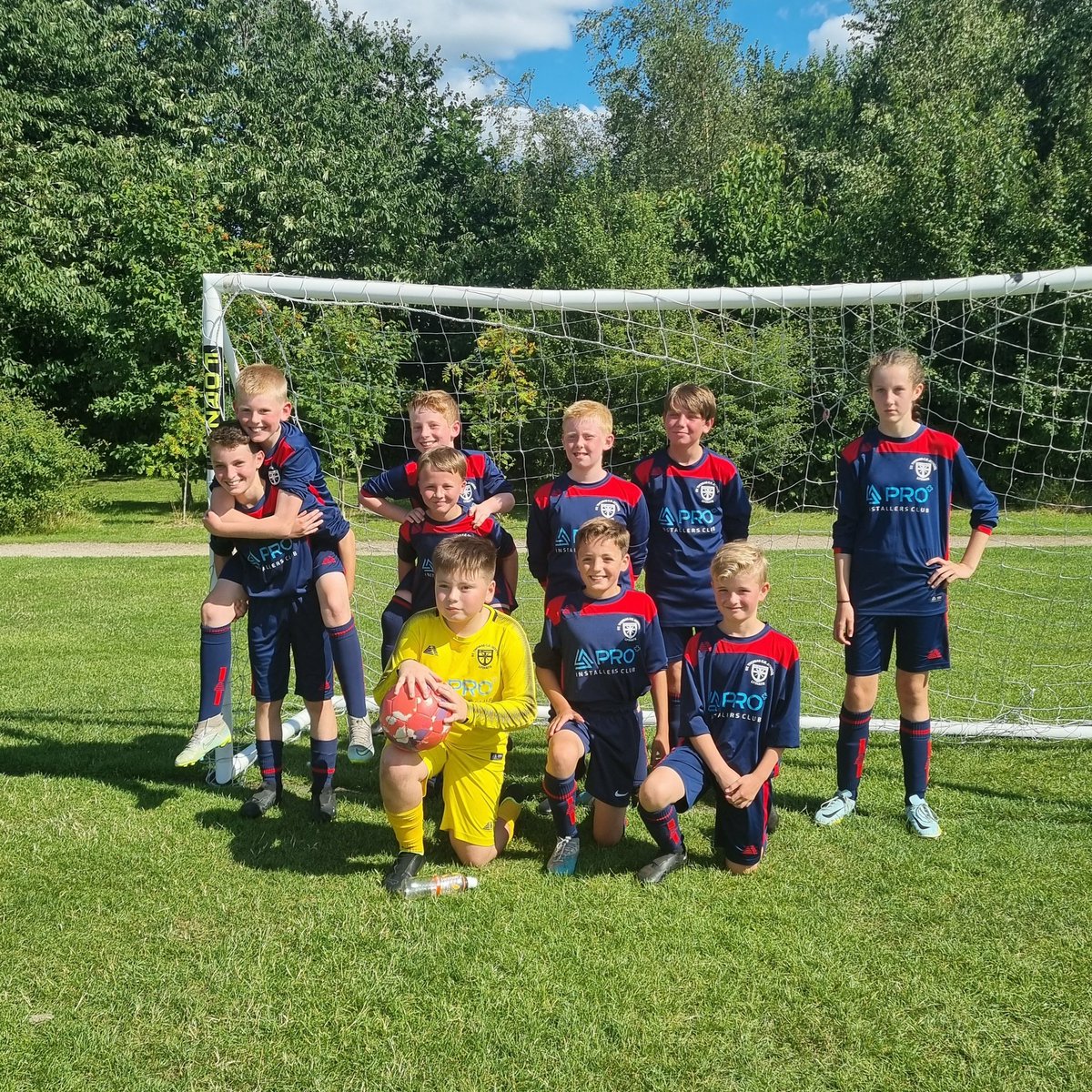 JNSPORTSINTER's tweet photo. @stthomasce The boys team also made it through to the final today ⚽️ @stthomasce https://t.co/3MUiYpBEhP