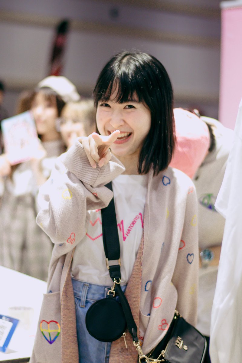 Bancha_Panya's tweet photo. เห็นนะ 👀
#KhemHatobito #GoingToMeet #CatTShirt https://t.co/R9xw6hKSyI