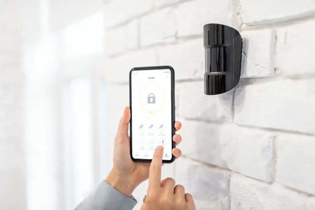 LorieCotten's tweet photo. Smart sensors can be good additions to a #connectedhome. Learn more here. #smarthomes  https://t.co/76lPjsMsUo https://t.co/DWkswWTTpM
