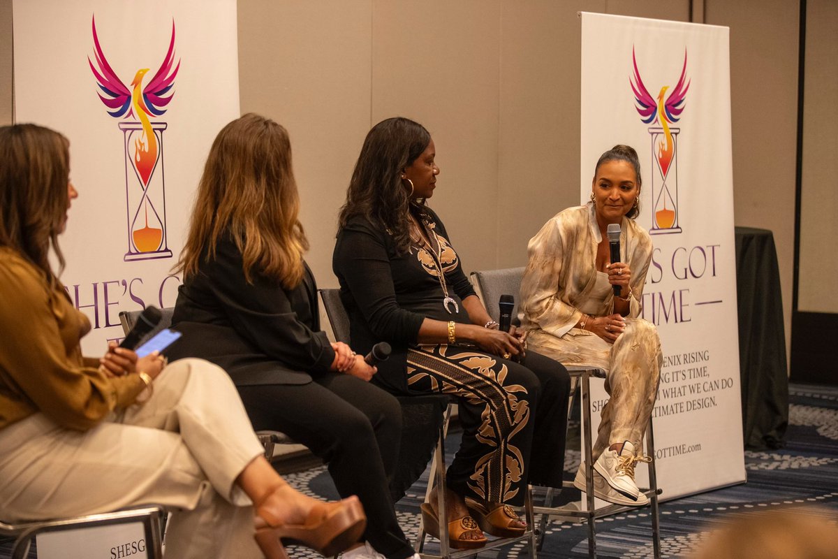JeterTurn2's tweet photo. #Turn2 President @sjeter2 recently joined Basketball Hall of Famer @SwinCash for the inaugural @ShesGotTime “Women in Sports” Summit, where she participated in an impactful discussion about investing in social change &amp; shared her professional journey leading Turn 2. https://t.co/72j6tyqrmH