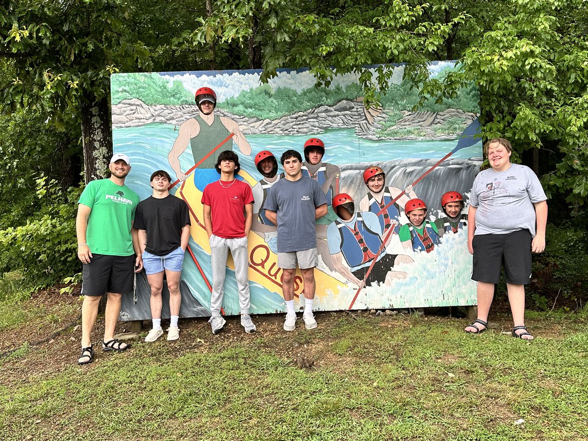 ThePelhamWayWRE's tweet photo. Wrapped up summer training with an awesome trip to the Ocoee River and a little rafting!! #BuildingATeam #BuildingACulture #Rafting #WhiteWater #PelhamWrestling https://t.co/eDWPj6ROlb