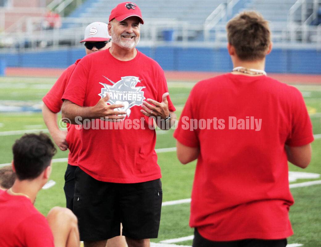 rickcassano's tweet photo. ICYMI: Rick Cassano's report on former Ross head coach Brian Butts taking the head football position at Twin Valley South https://t.co/xnuZ60VLXk @TVS_Athletics @WOACSports @DB_SportsReport @RossRamsAD @RossRams1 @RossLocalSuper @RIS_RAMS @HornetsInGame @bobmullins33 @THS_BRAVE https://t.co/Dt2NHD4I7k