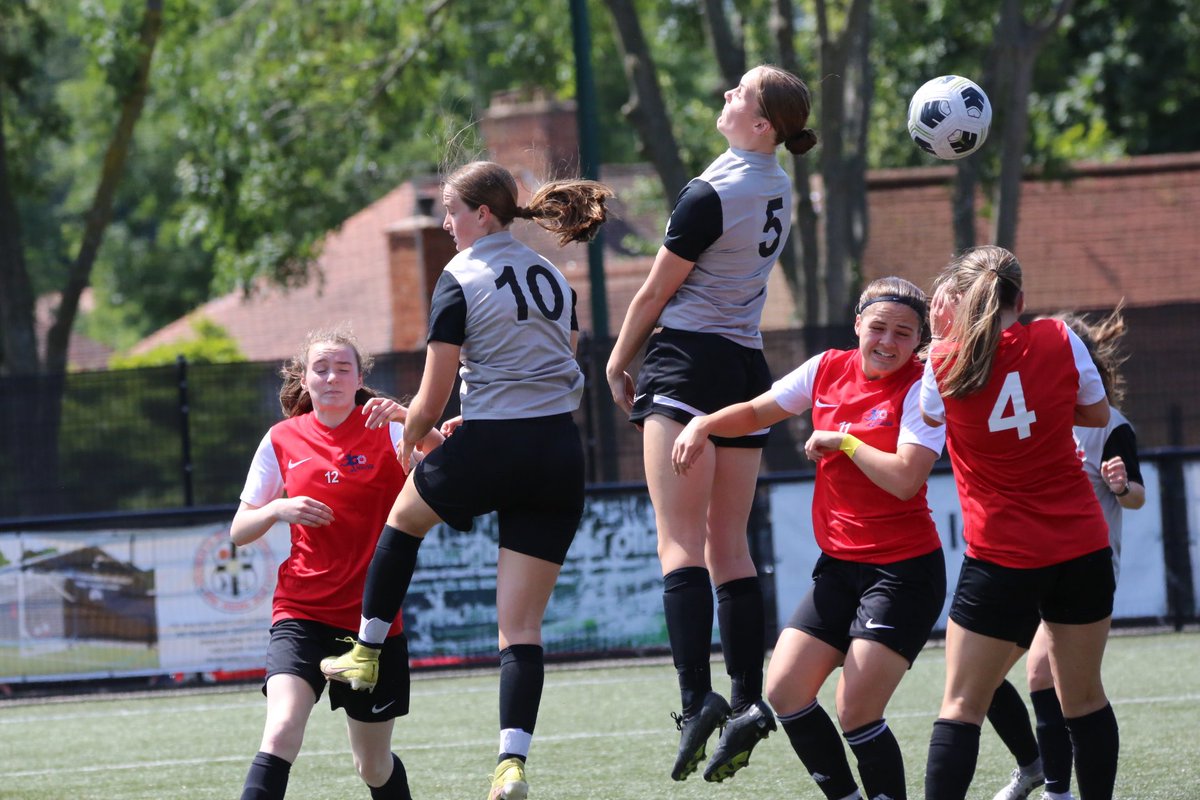 G2CollegeSoccer's tweet photo. ☀️ | A huge thanks to everyone who made todays summer showcase event such a special day.

On a scorcher of a day, the level of play was right up there with the best we’ve seen and all the players can be very proud of their performance.

A special mention to @garybarrell and @THISGIRLKICKS for playing their part in a brilliant day.

We are excited to help these players over the coming years.

#SummerShowcase2023
#Opportunity

🇬🇧⚽️🇺🇸🔥

Photos by the amazing @CliveJonespr