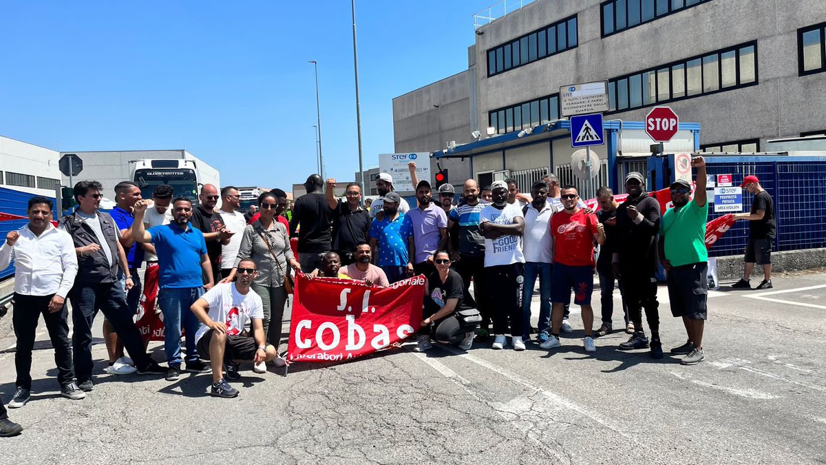 si_cobasnaz's tweet photo. [Italy] #astef #tavazzano another victory of the #sicobas workers' struggle!! 

Link : 

https://t.co/jPJdOndoqV https://t.co/3R4UGmocVL
