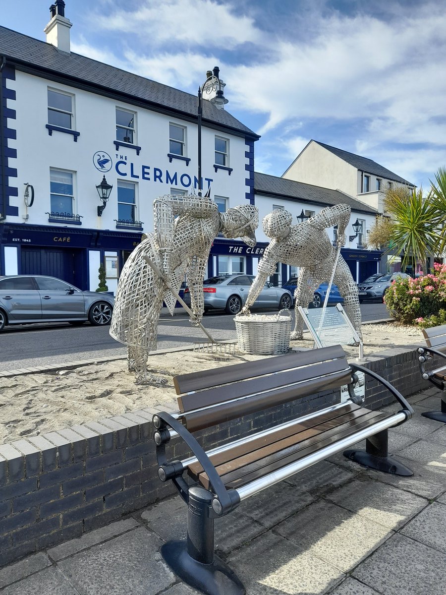 visitblackrock's tweet photo. #visitblackrock #visitlouth #sealouth https://t.co/8sd3jdX01Q