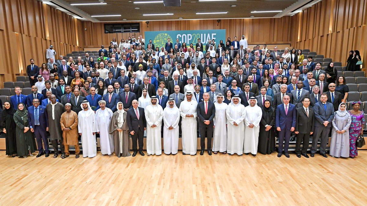 During a briefing with foreign ambassadors in #AbuDhabi today on #COP28 plans and priorities, #COP28 President-Designate #DrSultanAlJaber emphasized that “COP28 will chart a new way forward.. A way that is science-based, pragmatic &inclusive”. 

A pleasure to see the active…