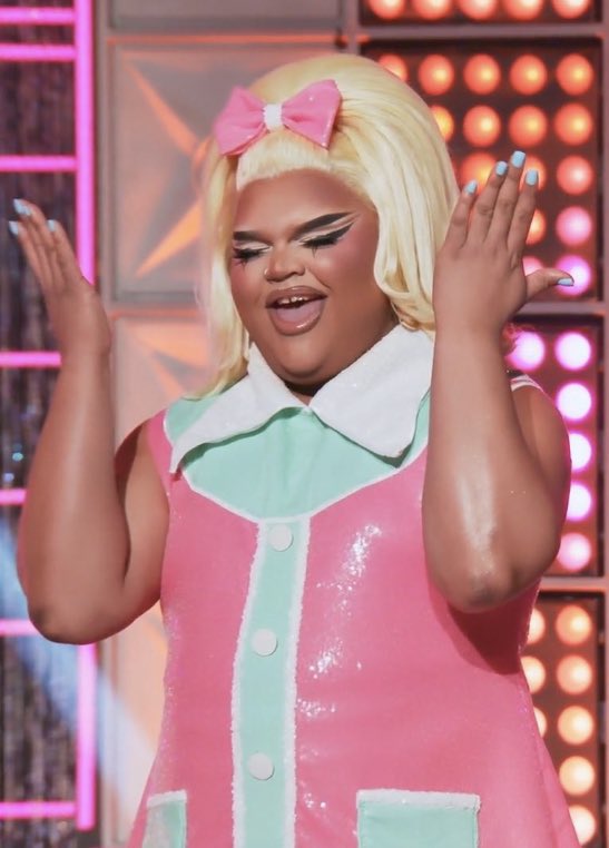 TheKandyMuse's tweet photo. fun fact: my makeover looks were inspired by @trixiemattel https://t.co/QsJNi9ugFZ