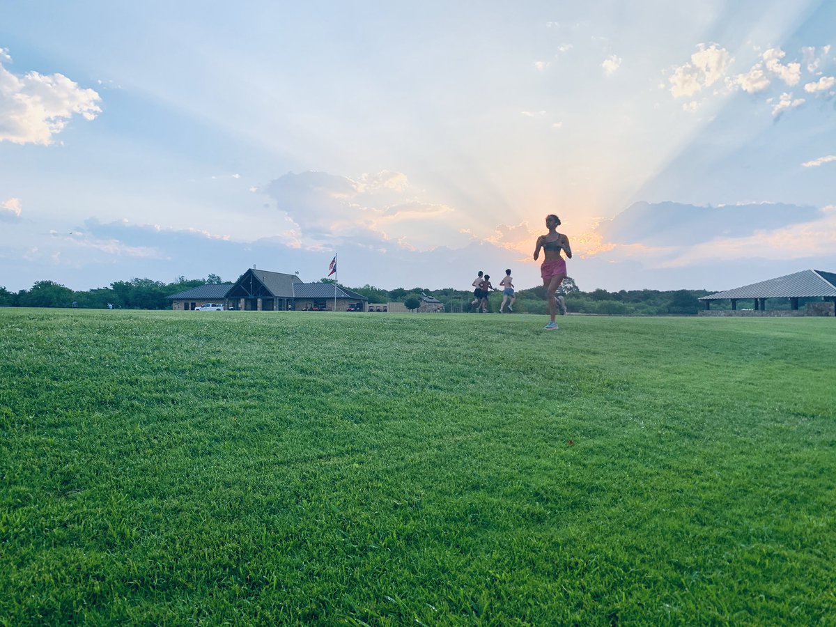 Smith4Southlake's tweet photo. Love taking pics of @CarrollCXC each morning at Bob Jones Park in @CityofSouthlake. These are some of my faves from June. Cameo by Coco Maxx. And guest starring @AuburnTigers’ Audrey Dunn. https://t.co/5lO1blvx6A