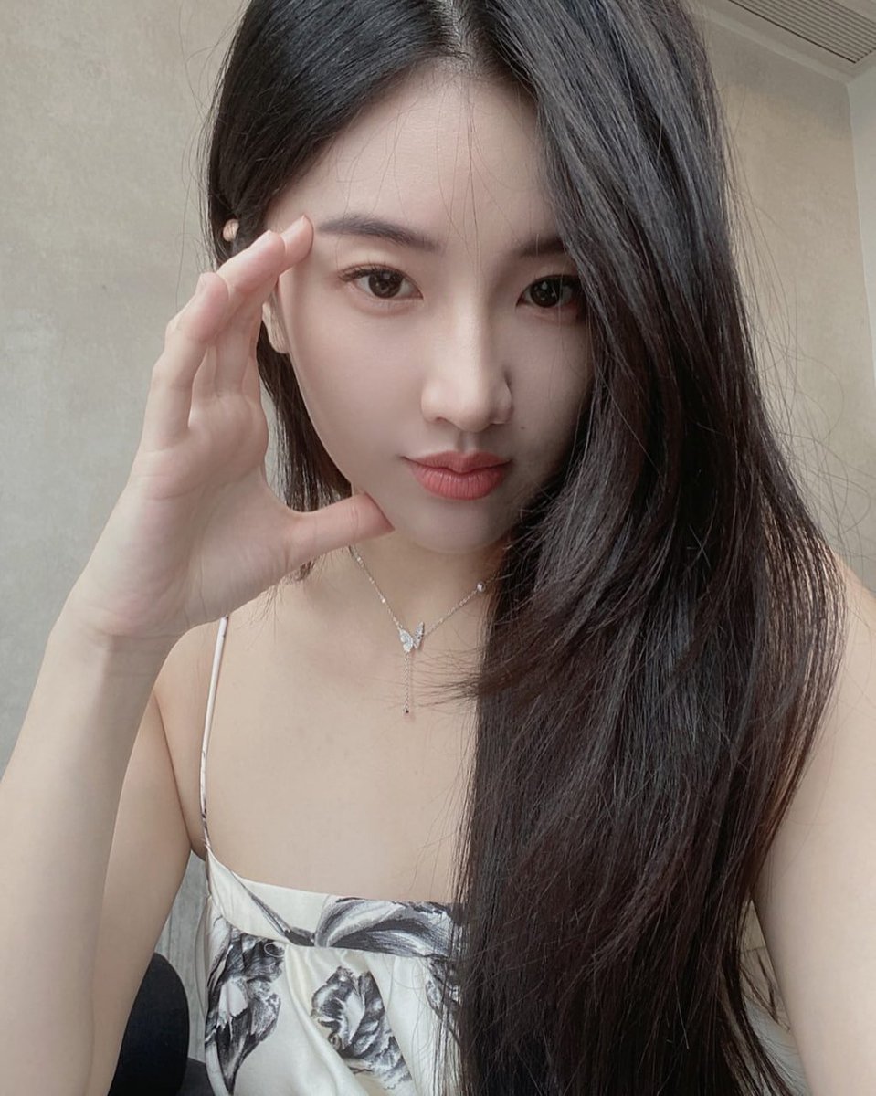 Daisy0944's tweet photo. Those who are stronger than me are still desperate. I have no reason not to work hard. https://t.co/jozP3FYZ4Z