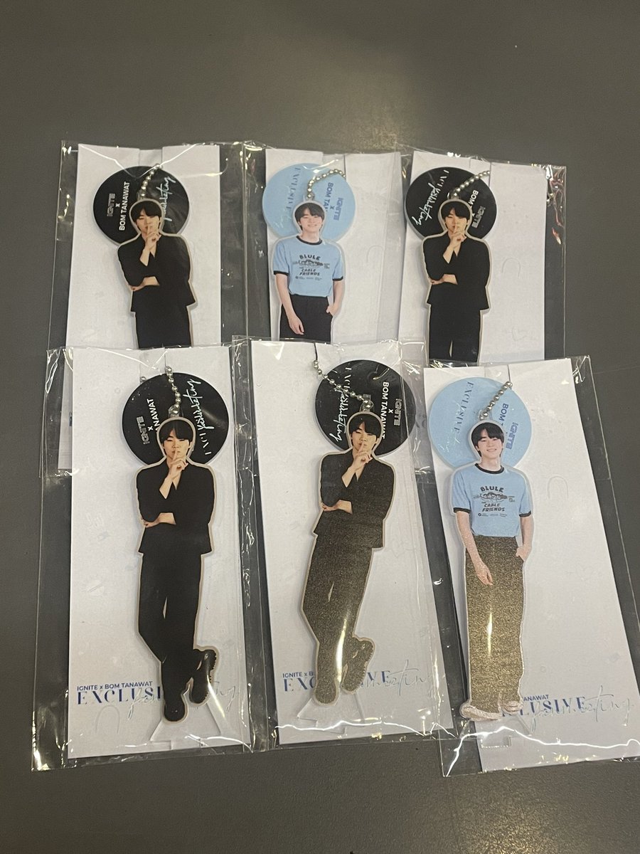 spyspyyc's tweet photo. 📌 ปล่อยของออกคับ 📌
พวงกุญแจสแตนดี้ 120 บาท ,
แก้วน้ำพร้อมลายเซ็น 300 บาท
สนใจทัก DM ได้เลยคับ🏹
#ตลาดนัดวัดพลุ #bommu #ignitexbommu
#พี่จะตีนะเนย https://t.co/fcPdb4x7gw