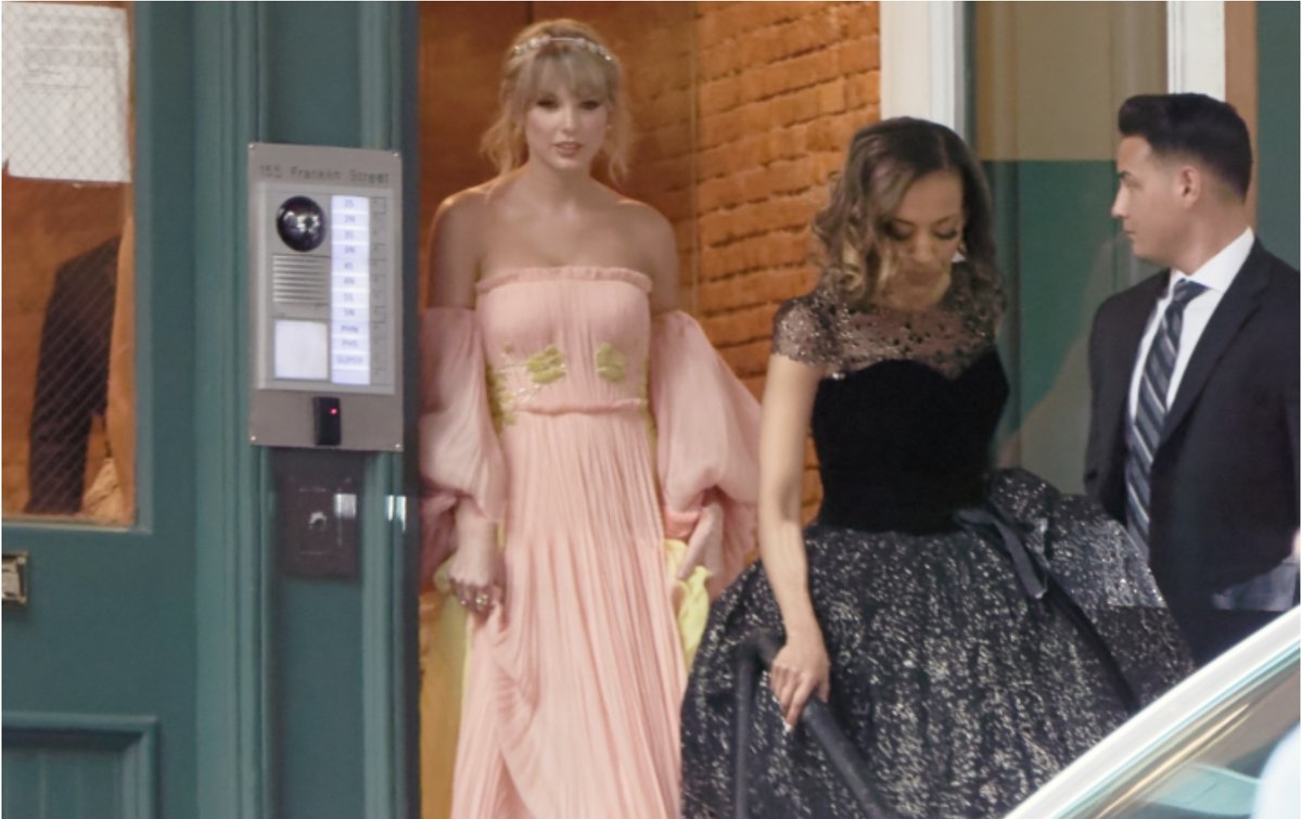 Tribeca Trib (@tribecatrib) on Twitter photo .<a href="/taylorswift13/">Taylor Swift</a> is cleaning up, and we don't just mean financially. Here's how she's fixing the litter problem in front of her Tribeca townhouse. rb.gy/9r023 .<a href="/taylorswift13/">Taylor Swift</a> is cleaning up, and we don't just mean financially. Here's how she's fixing the litter problem in front of her Tribeca townhouse. rb.gy/9r023
