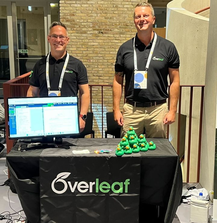 overleaf's tweet photo. Hi everybody! ๐คฉ #Overleaf is at LIBER 2023 in Budapest! If you're attending, stop by and say hi to our A-team โ Andrew and Antony! We are on the 1st floor, stand 11, for the duration of the conference. Visit us and get a duck! ๐ฆ See you there! ๐ #OverleafEvents #LIBER2023 https://t.co/SUOikQXIN7