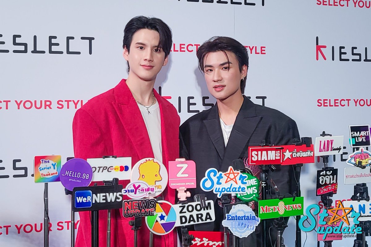 webstarupdate's tweet photo. [CLIP] #พีไตเติ้ล อัพเดทซีรีส์ Lapluie ใกล้จบพร้อมเชิญชวนแฟนๆมาร่วมดูตอนสุดท้ายด้วยกัน กระซิบว่าบัตรใกล้หมดแล้ว >> https://t.co/fzmbsfnjef
#KieslectXPeeTitle 
#KIESLECTThailand 
#Selectyourstyle 
#lapluietheseries 
#TitleTNT​ #PPeerawich https://t.co/mnlicluOxj