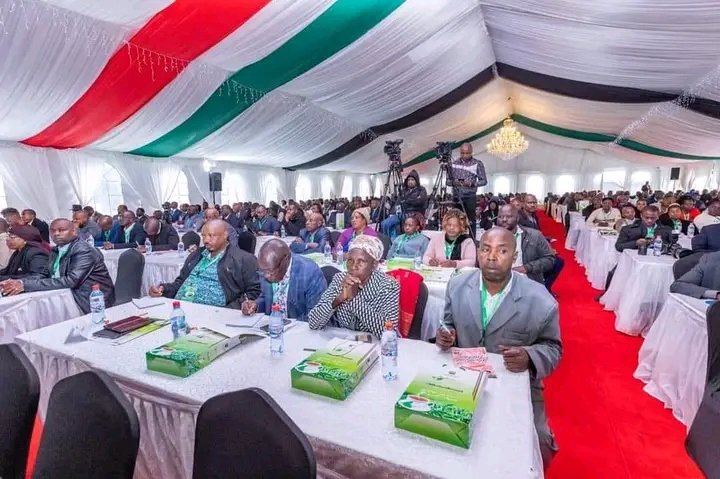 LennyBrighton1's tweet photo. FRIDAY 7/07/2023.
TEA REFORMS CONFERENCE
Partcipated in the climax of the final day of Tea Reforms Conference at Kericho Golf Club presided over by HE. Deputy President Rigathi Gachagua.
The summit has provided an indispensable floor for tea farmers, leaders and stakeholders https://t.co/hBck2PXrSb