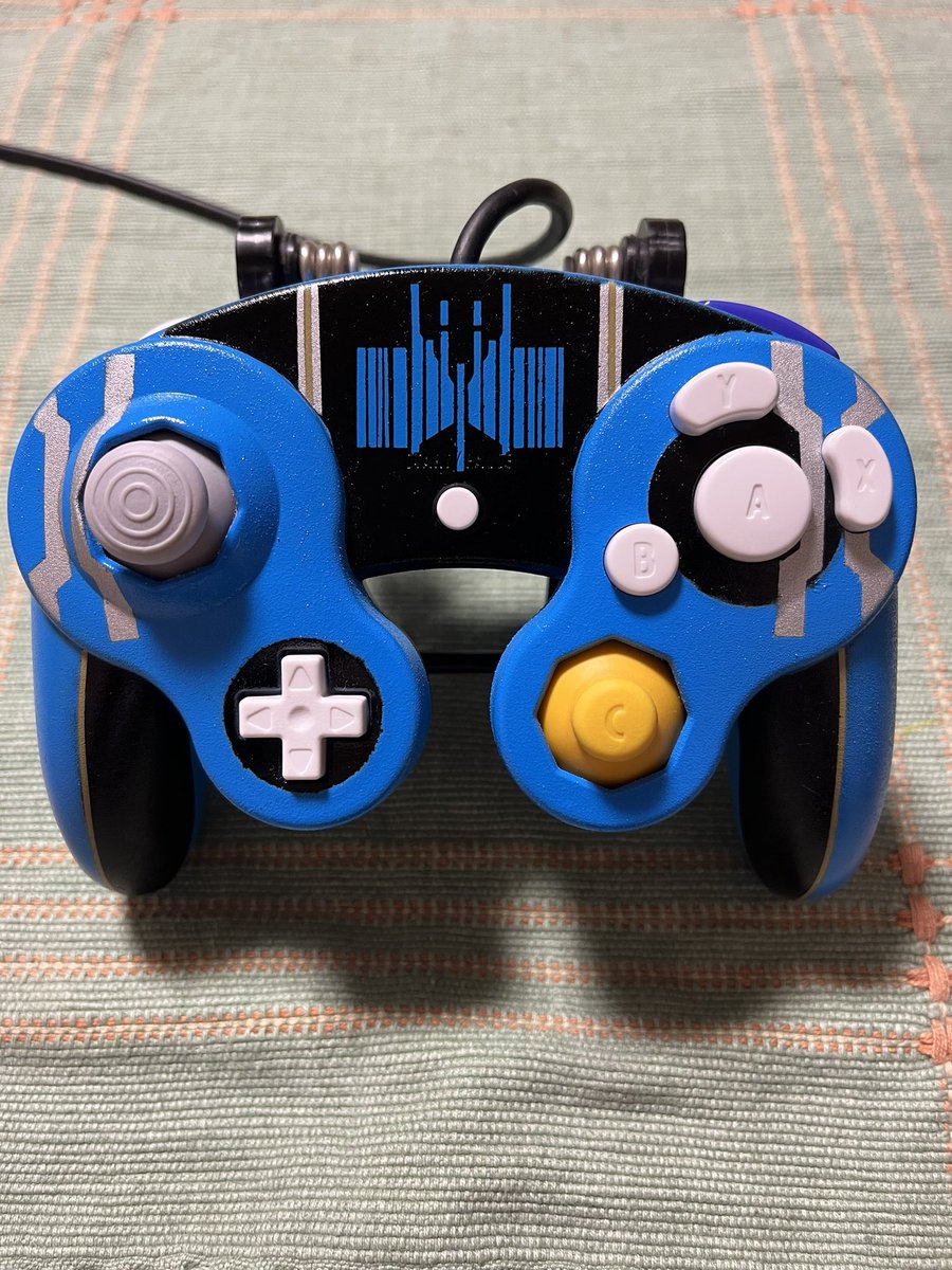 tani_deviluke's tweet image. #GCコン塗装 #customGCC   #仮面ライダー 
仮面ライダーディエンド風に塗装してみました。クオリティは下の下ですが初めと比べれば少しは成長したんでしょうか。