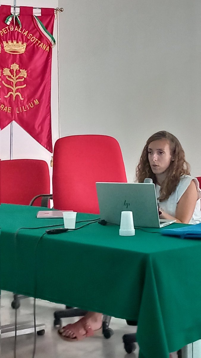 ilariamariotti5's tweet photo. @fede_rossi88 @CoralItn @DastuPolimi @dani_storti @ChiaraTagliaro @CoralItn summer school in #Petraliasottana talking about New ways of #working and new #realestate strategies #interaction and #authonomy degrees #collaborativespaces #coworking spaces #hybridspaces https://t.co/AxSE6CUMiw