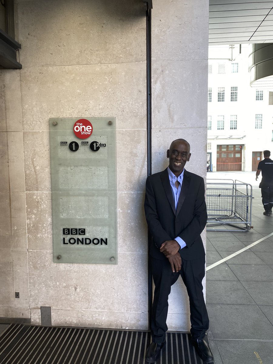 maclehosepress's tweet image. What a great time with the incomparable @brixtonbard @BBCRadio4 @BBCRadioLondon and now interviewing @TheVoiceNews with Joel Campbell about #Sufferah “one of the big memoirs of the summer” according to Naoise Dolan!