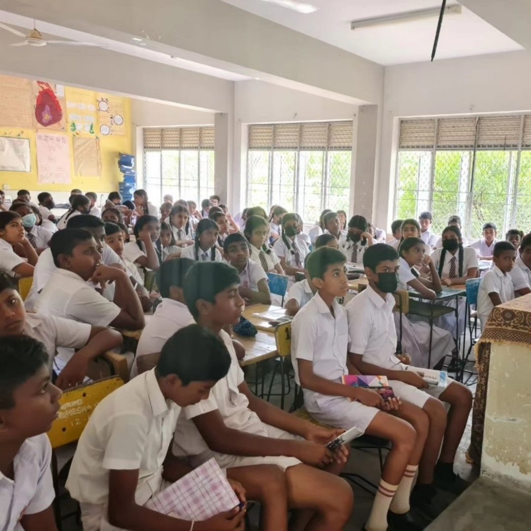 FEOSriLanka's tweet photo. Day 2 at Minneriya!  The energy of today's group was astounding! By the end of our programme, they were more than ready to raise their hands for more.  This has been a promising trip in fostering a sense of conservation and climate awareness in these kids. https://t.co/pPYYpdPQvS