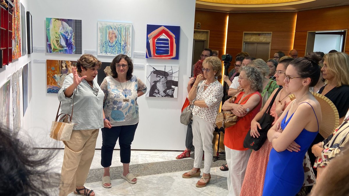 teblanco1's tweet photo. Exposición las mujeres en la vida de Picasso. Participando con un collage sobre Olga Picasso. 
Comisariado por Concha Mayordomo.
#IINMujerAgendaCultural
#blaconegroymagenta https://t.co/9drNzGaWq4