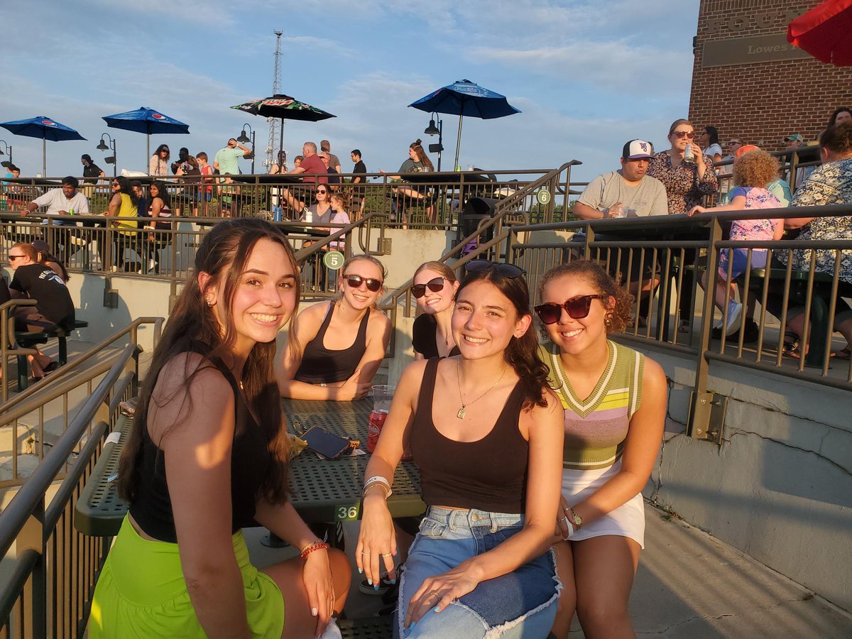 TheaMarie_WF's tweet photo. SO much fun at the @WSDashBaseball game last night! ⚾️ #REUInternship #DashBaseball @WakeBME https://t.co/iTHSWMWLvk