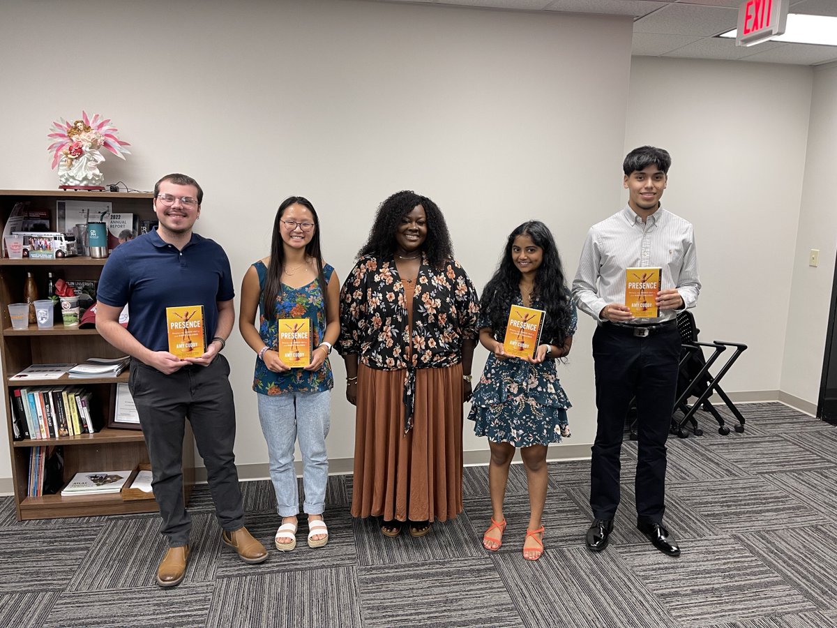 SC Center for Rural and Primary Healthcare (@sc_crph) on Twitter photo This week's CRPH Summer Fellows Program speaker was LaRonda Johnson, Career Development Facilitator and Program Manager at <a href="/scruralhealth/">SC Office of Rural Health</a>. LaRonda conducted an engaging session on "Exceptional Presentation Skills." This week's CRPH Summer Fellows Program speaker was LaRonda Johnson, Career Development Facilitator and Program Manager at <a href="/scruralhealth/">SC Office of Rural Health</a>. LaRonda conducted an engaging session on "Exceptional Presentation Skills."